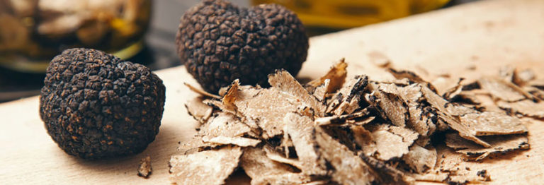 amateur-de-truffes-768x262.jpeg